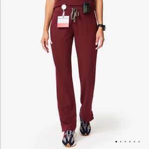 NWOT- Figs- Kade Scrub Pants